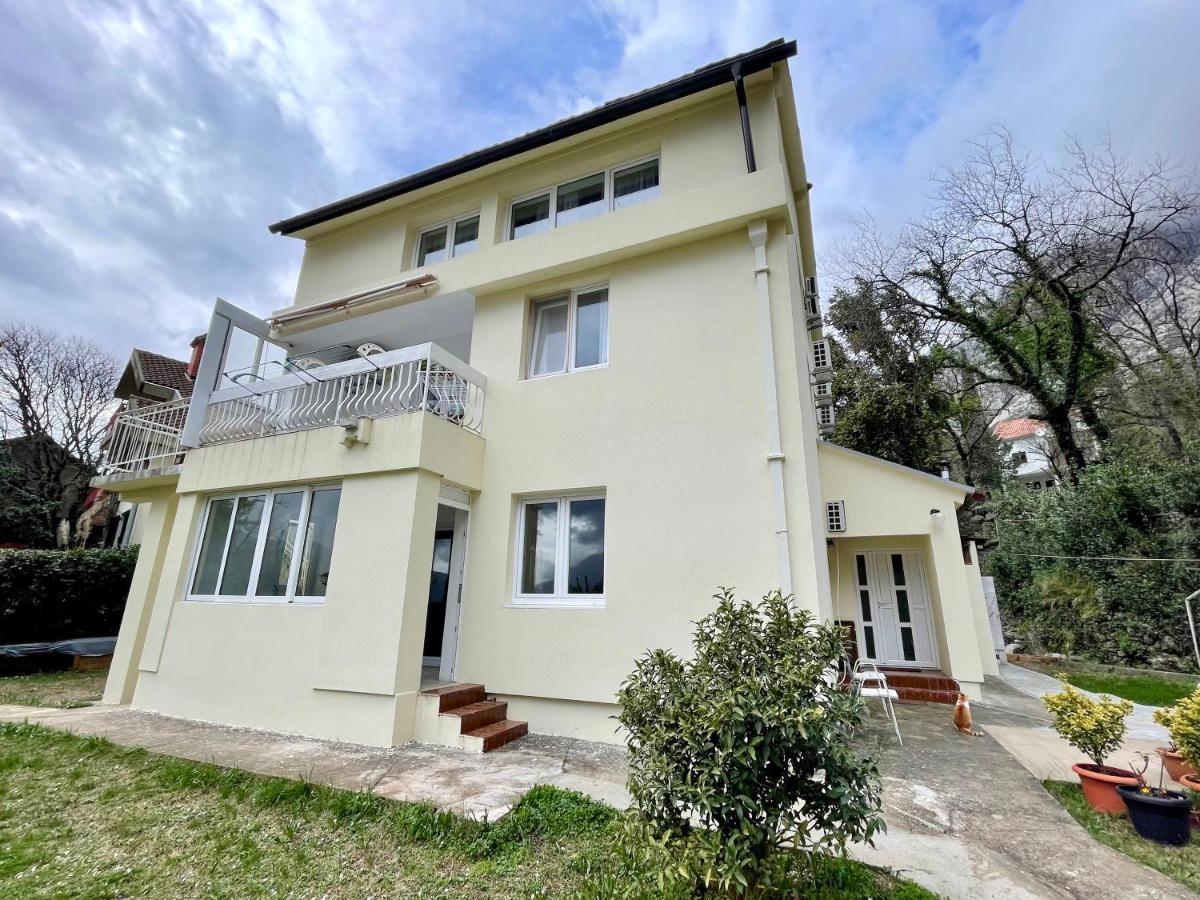 Apartments Lav Kotor Eksteriør bilde