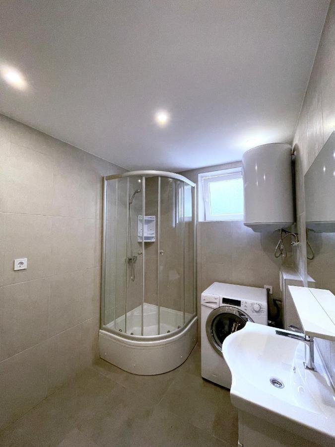 Apartments Lav Kotor Eksteriør bilde