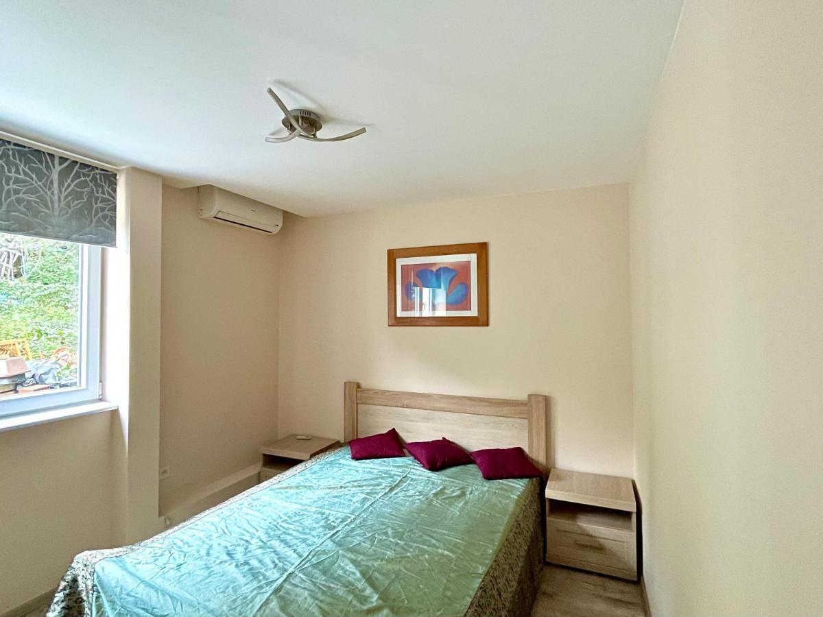 Apartments Lav Kotor Eksteriør bilde